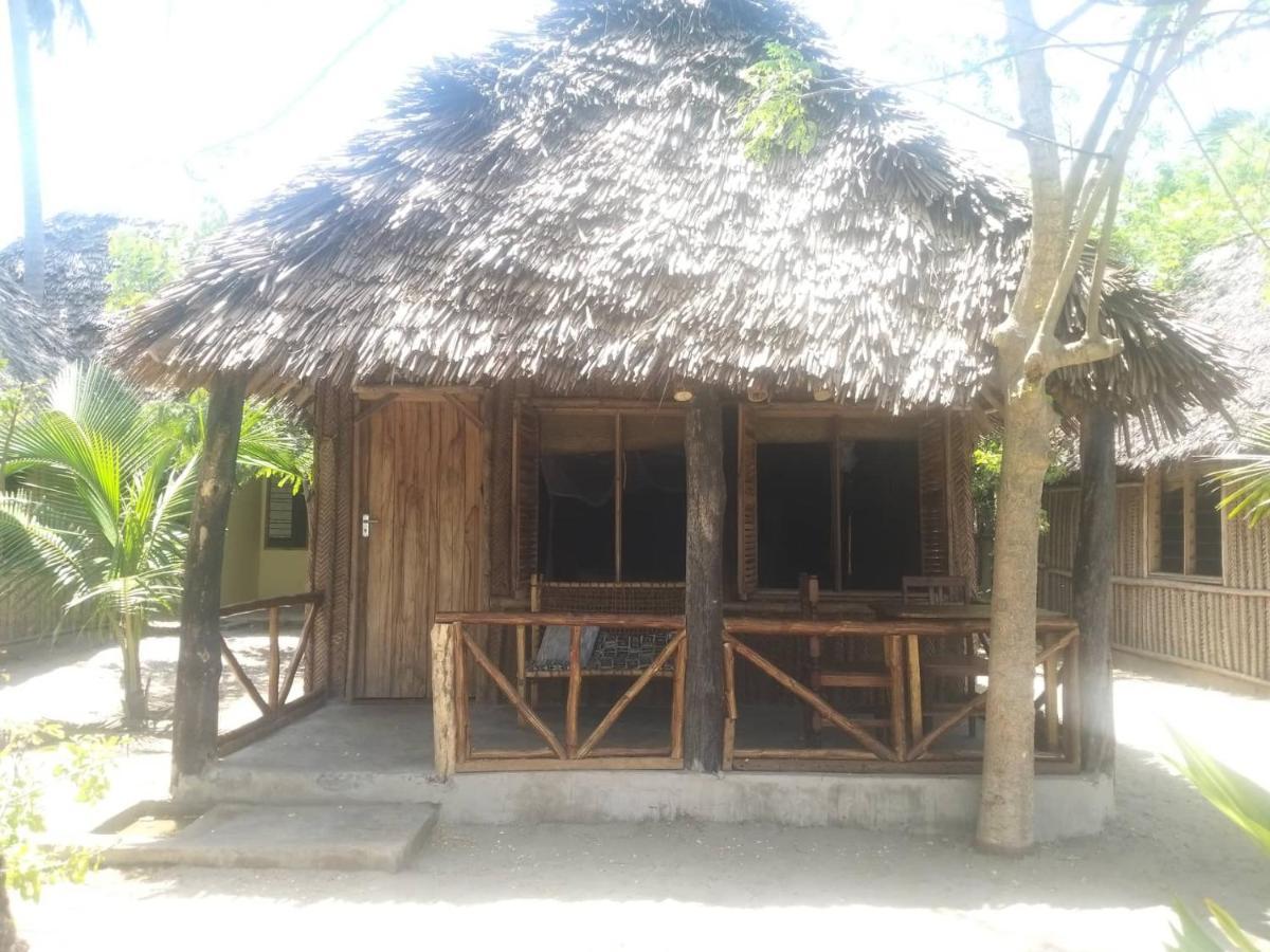 Ushongo Beach Bandas Pangani Exterior photo