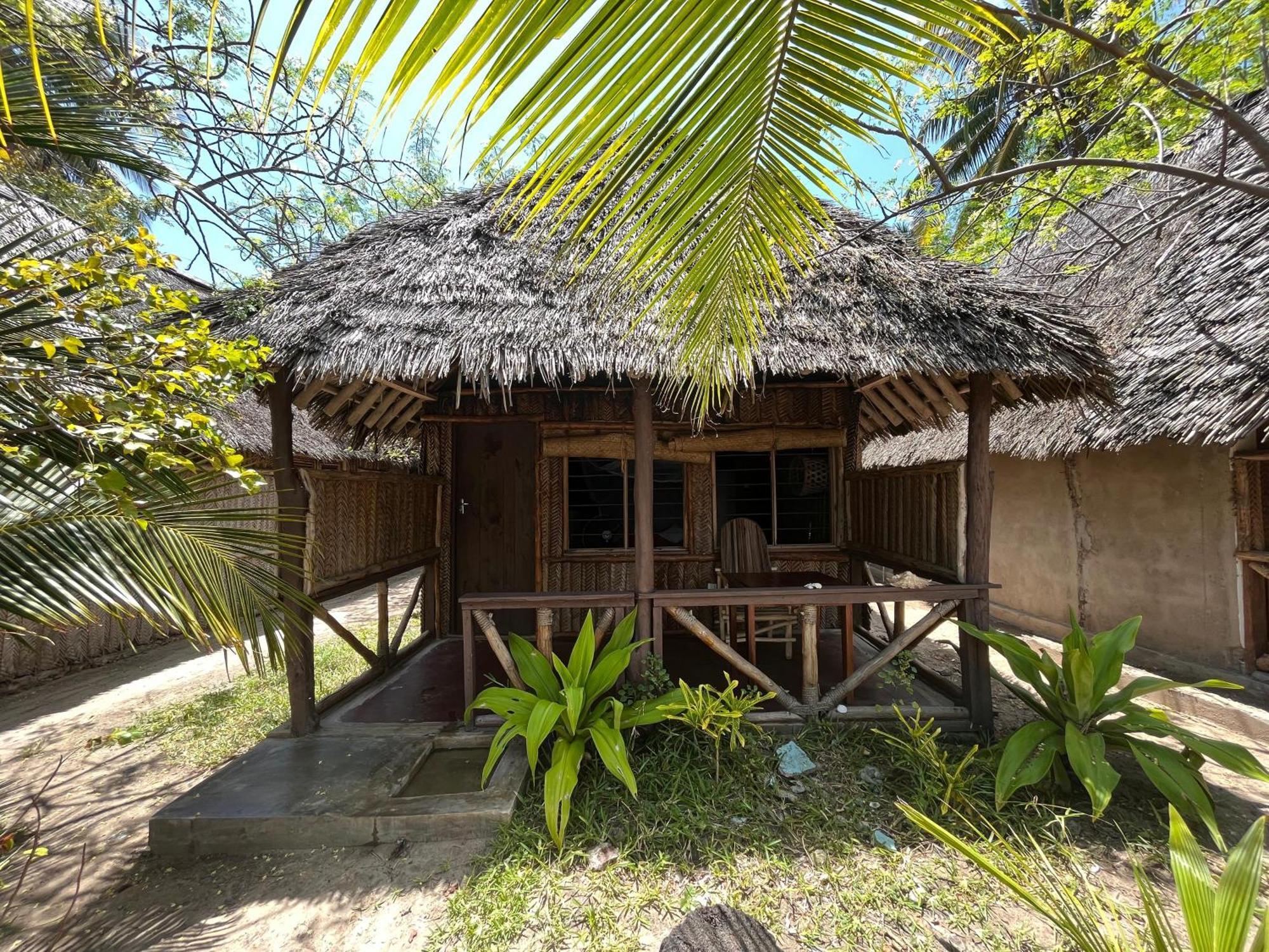Ushongo Beach Bandas Pangani Exterior photo
